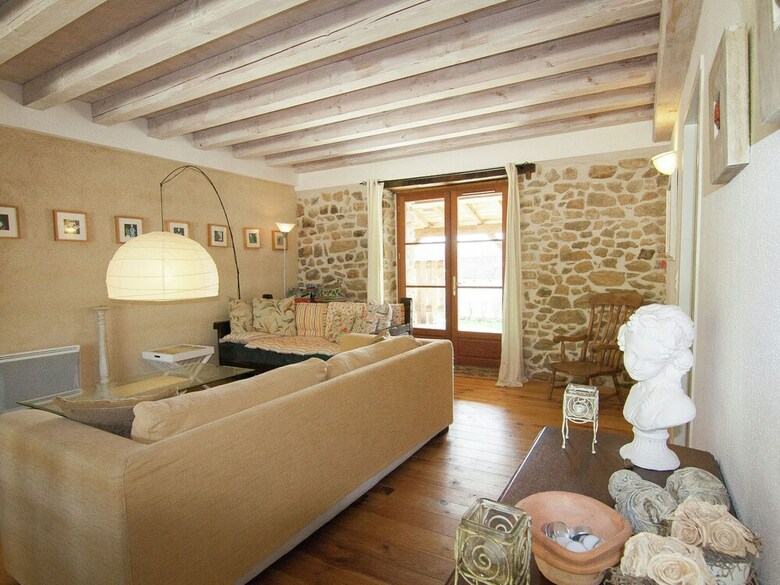 Gorgeous Holiday Home In Roussines With Terrace