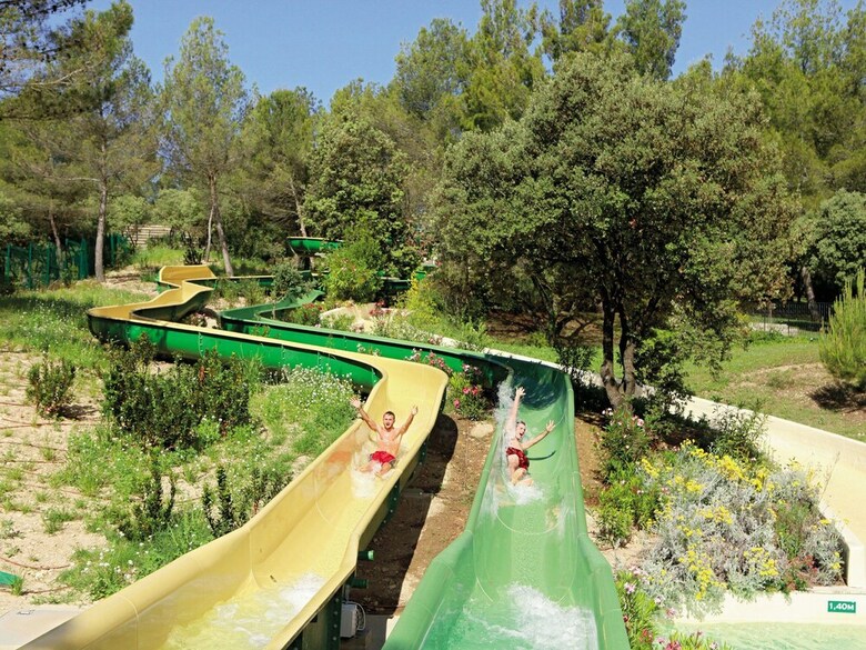 Comfortable Apartment Located In Authentic Provencal Village