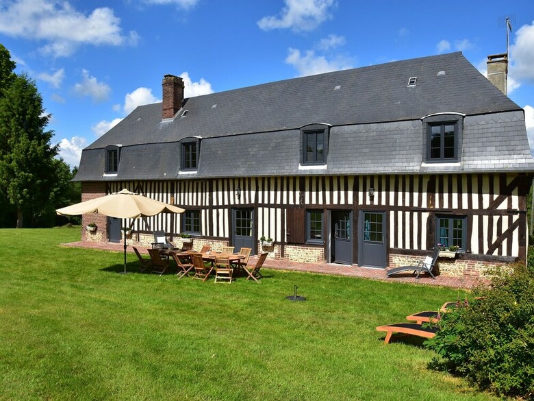 Pleasant Cottage In Asni�res With Terrace