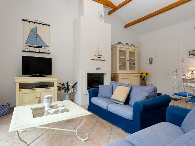 Luxurious Villa With A Dishwasher, Only 3.5km From The Beach