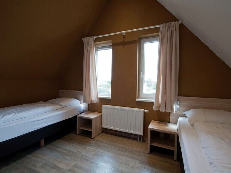 Spacious Villa With Dishwasher And Deco Fireplace On Texel