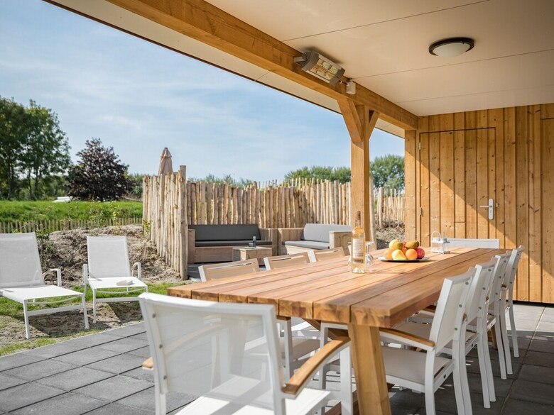 Luxurious Villa In Nieuwvliet With Sauna
