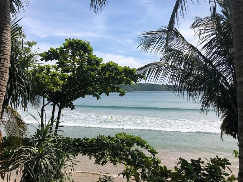 Hotel Cool Vibes Beach House