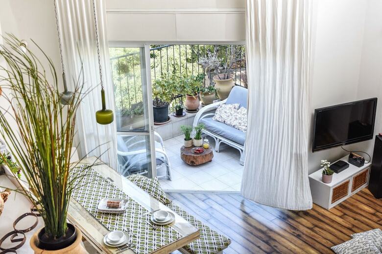 Apartamento Captivating Apt Wt Balcony And Roof Top