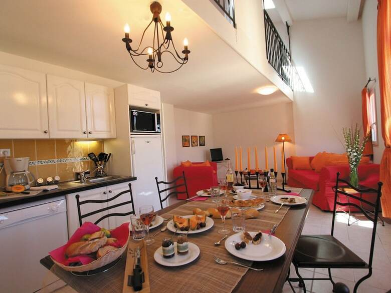 Apartment In Provencal Style In A Beautiful Landscape