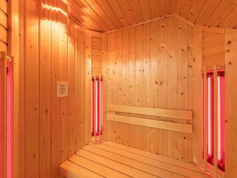 Luxurious Villa, Washer & Sauna In Maasduinen Area
