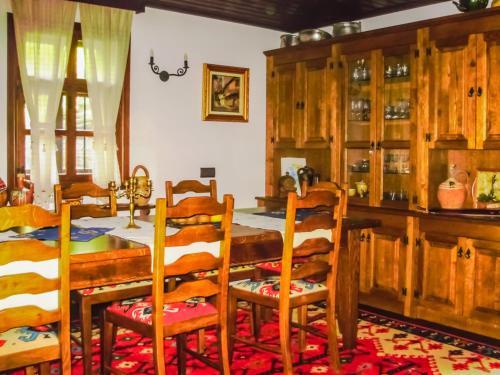 Sharlopova Guest House