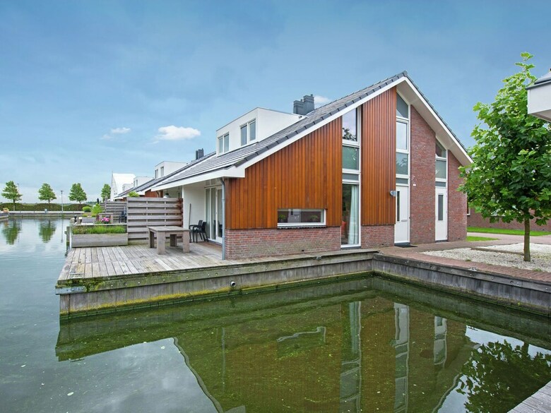 Nice House With Dishwasher, Not Far From Amsterdam