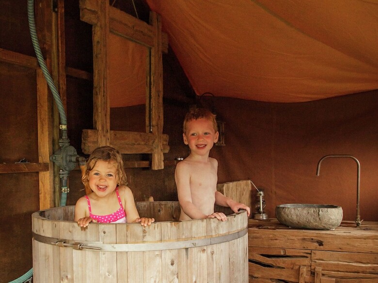 Comfortable Tent Lodge In Callantsoog With Garden