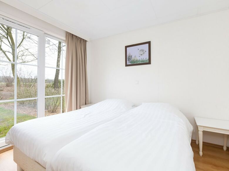 Comfortable Chalet With Wifi, Located In Green Twente