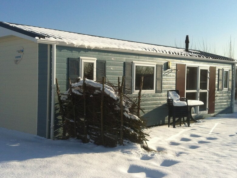 Spacious Chalet With A Terrace At 200 M. From The Beach