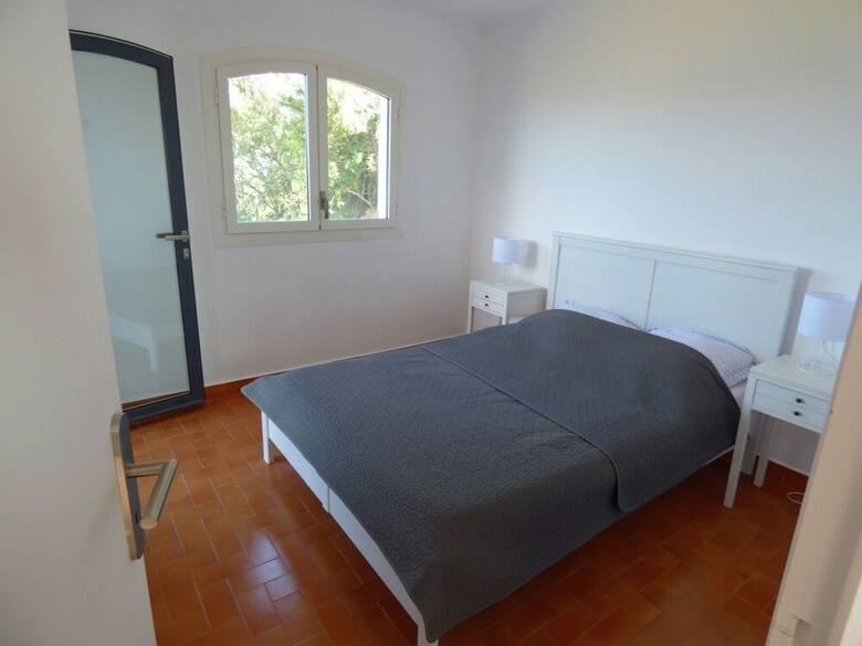 Uxurious Villa In Fr�jus With Heated Pool & Panoramic View