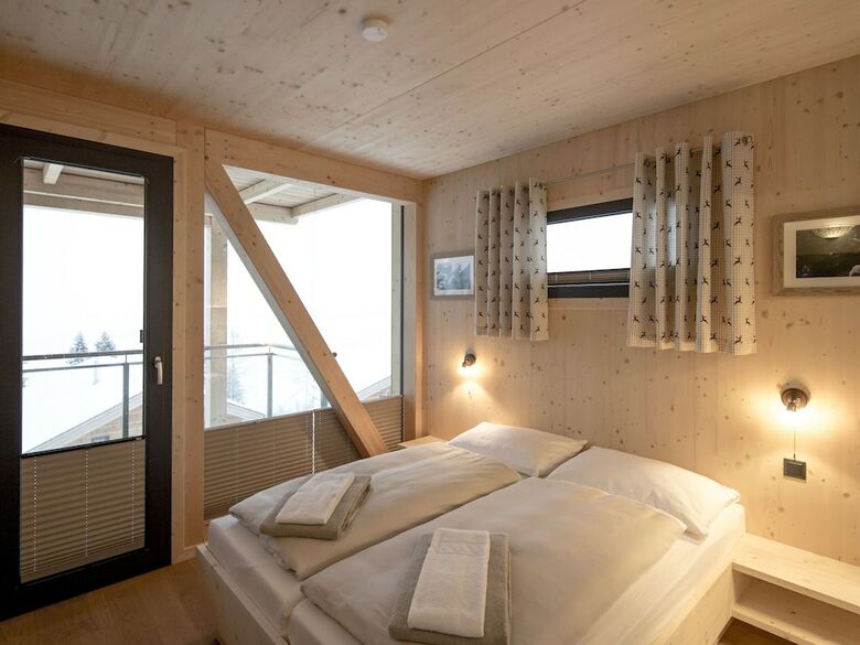 Luscious Chalet In Schladming With Whirlpool & Sauna