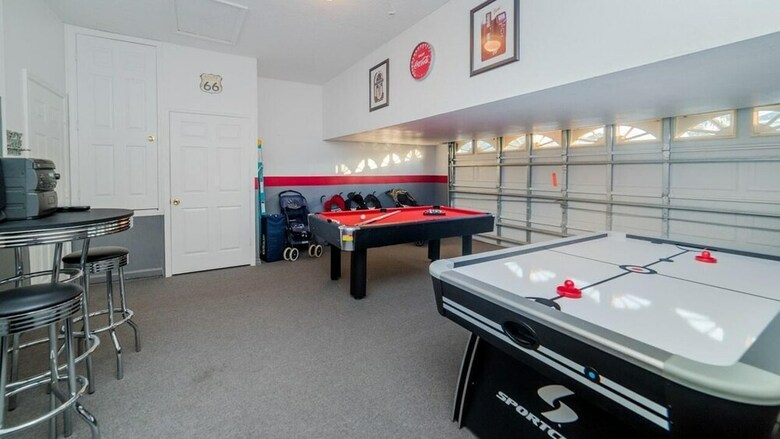 Villa 8176 Fan Palm Way