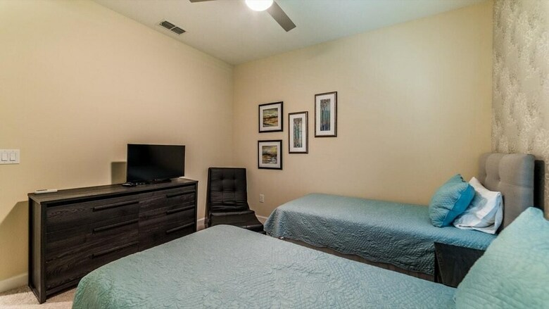 Villa 4819 Clock Tower Drive