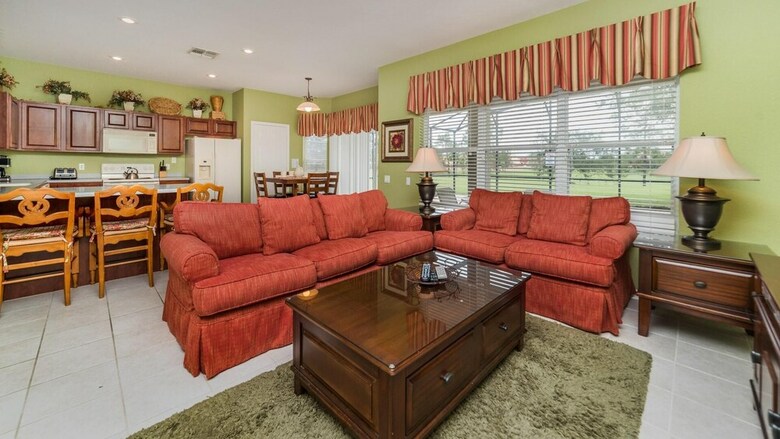 Villa 2709 Manesty Lane