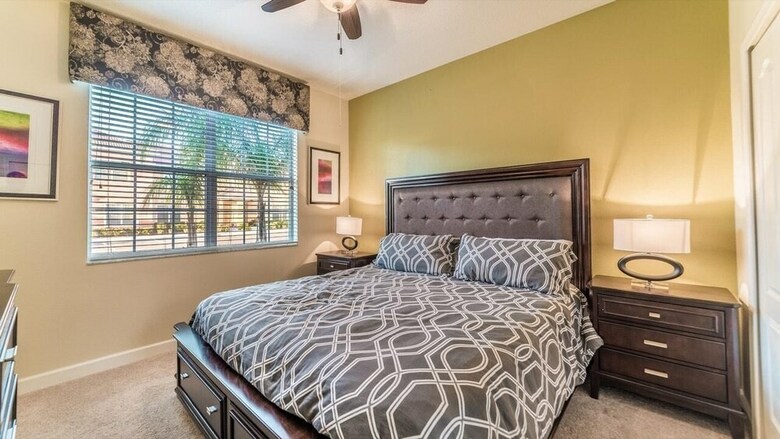 8974 Bismarck Palm Road