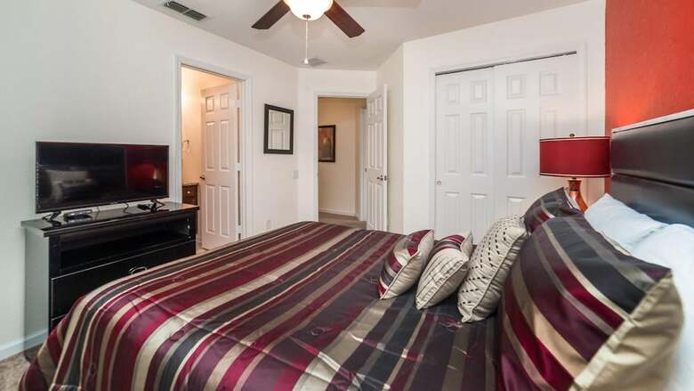 Villa 2624 Daulby Street
