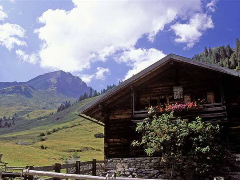 Spacious Chalet In Saalbach-hinterglemm With Sauna