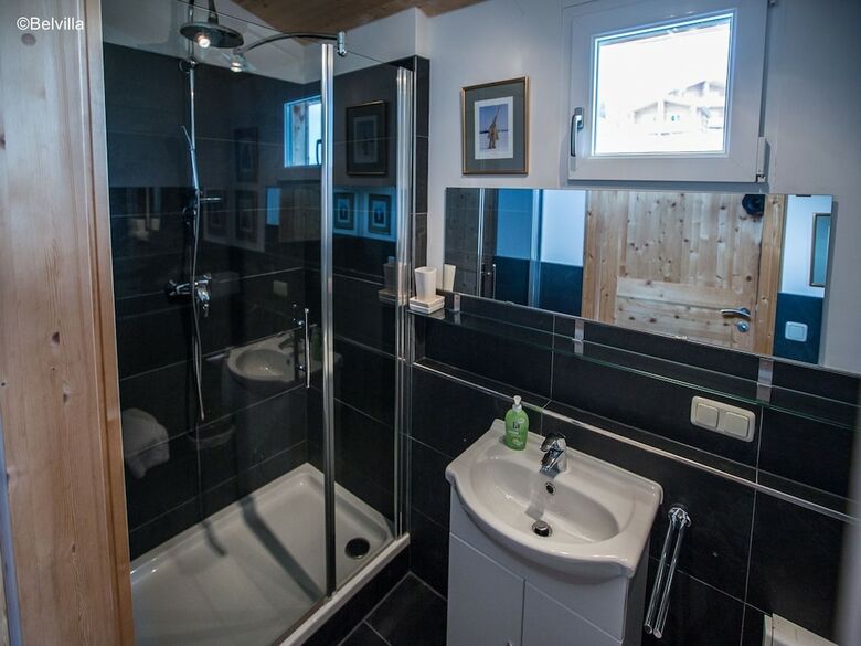 Luxury Chalet In Klippitzt�rl With Ski Storage
