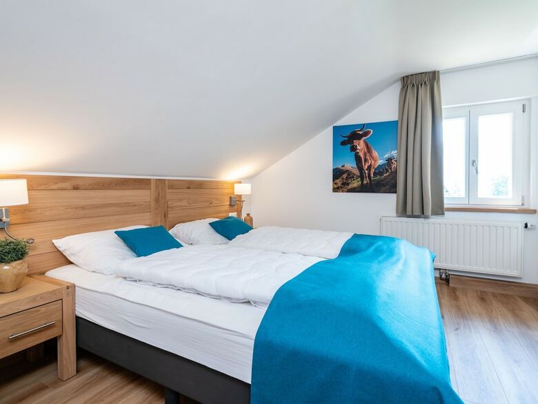 Styled Apartment In Neukirchen Am Gro�venediger With Balcony