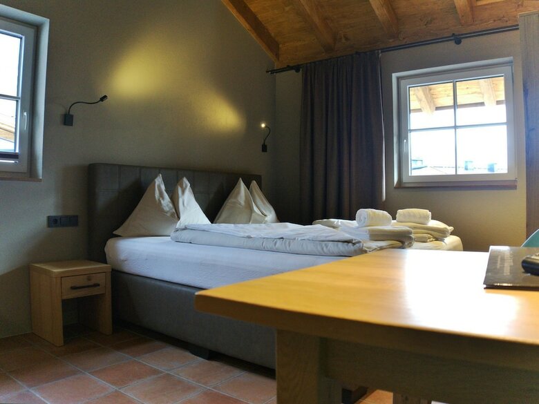 Cozy Apartment In Piesendorf With Sauna