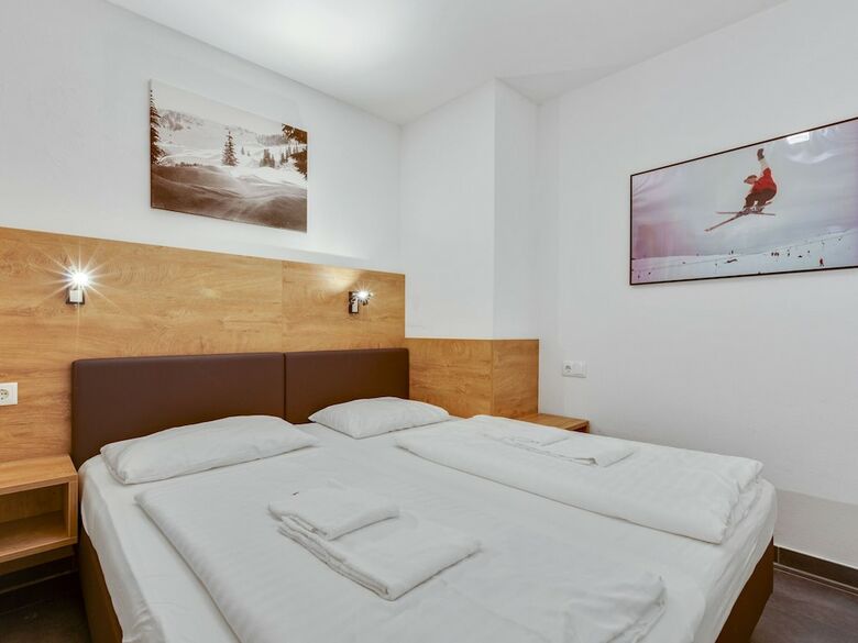 Luxurious Apartment Near Ski Area Maria Alm