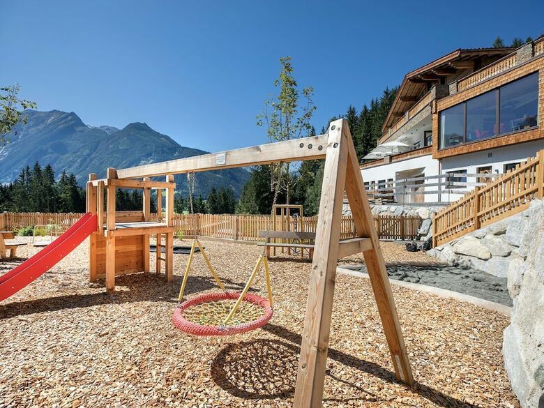 Magnificent Chalet In Neukirchen With Sauna