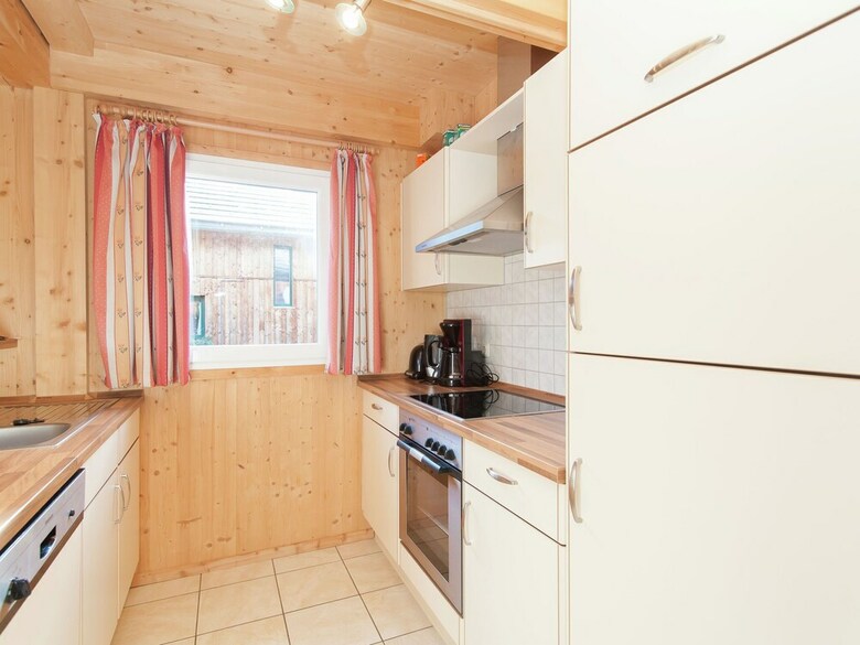 Spacious Chalet Near Kreischberg Ski Area