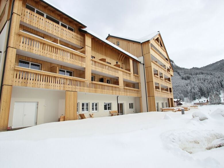 Cozy Apartment In Gosau With Shared Sauna