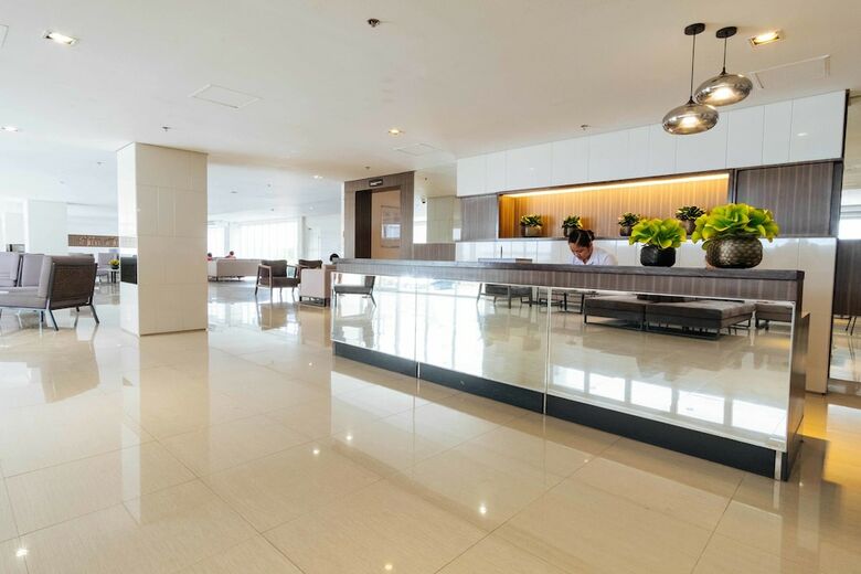 Hotel Reddoorz Premium @ Smdc Fairview