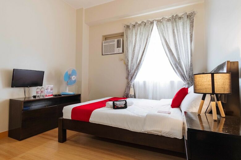 Hotel Reddoorz Premium @ Smdc Fairview