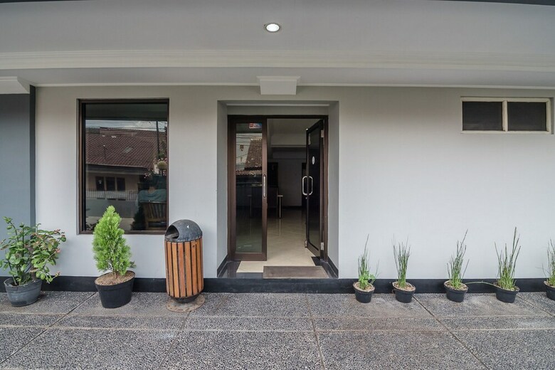 Hotel Reddoorz @ Buah Batu