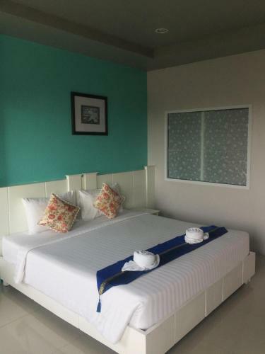 Waen Petch Place Hotel