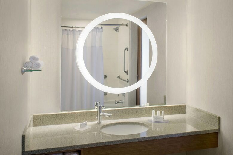 Hotel Springhill Suites By Marriott Long Island Brookhaven