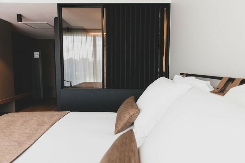 Hotel Hostellerie Le Roannay