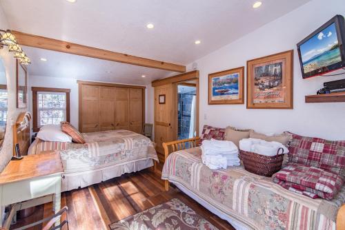 Updated Lake Tahoe House