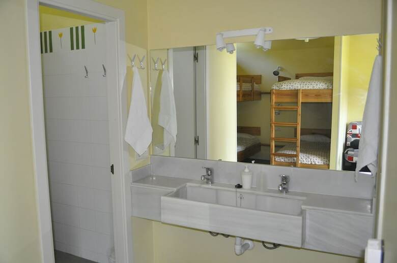 Hostal Albergue Tur�stico Alvarella
