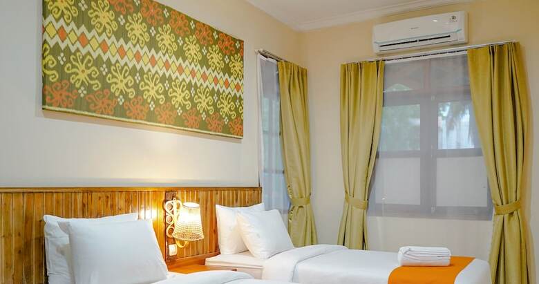 Bed & Breakfast Mutiara Carita Cottages