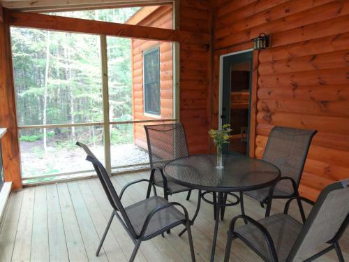 Lodge Robert Frost Mountain Cabins