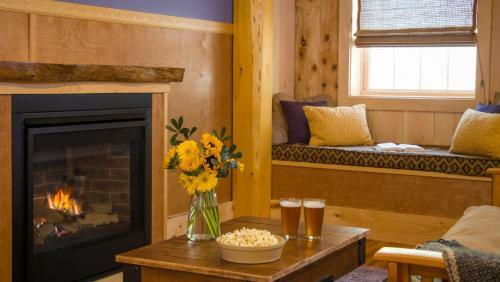 Lodge Robert Frost Mountain Cabins