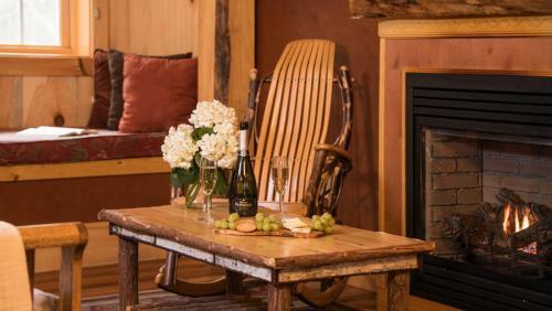 Lodge Robert Frost Mountain Cabins