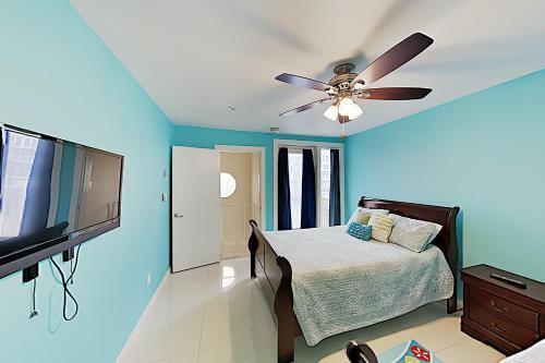 Apartamento 6300 Padre Blvd Condo Unit 877