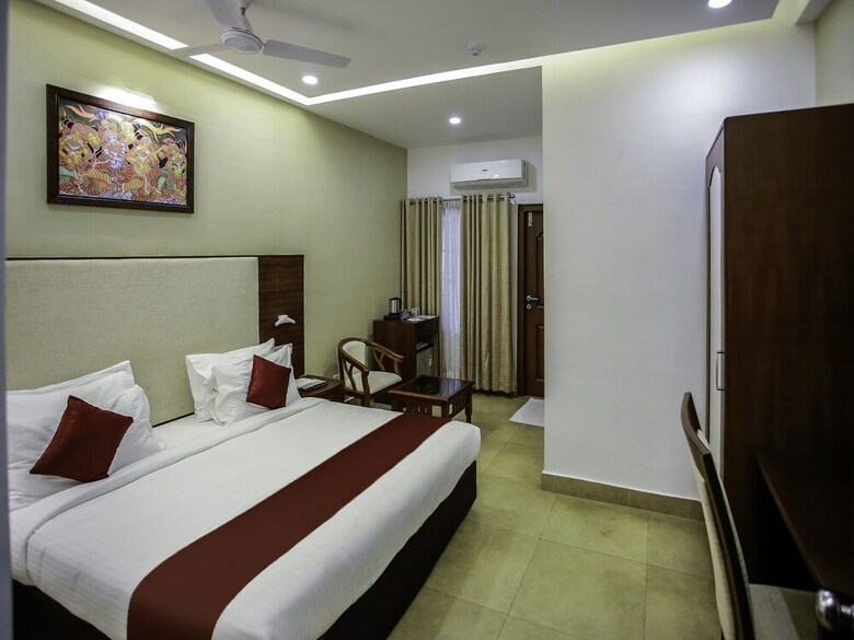 Hotel Oyo 26692 Alankar Elite Inns