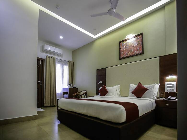 Hotel Oyo 26692 Alankar Elite Inns