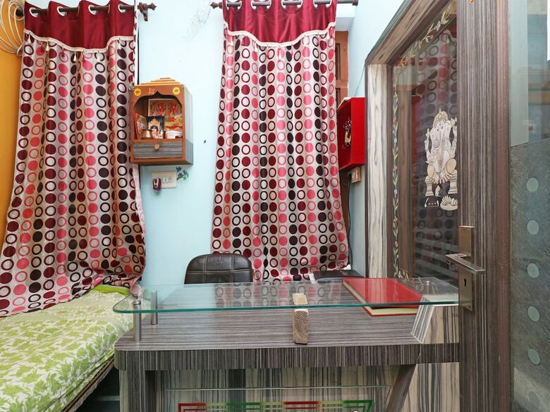 Hotel Oyo 22644 Bhagat Palace
