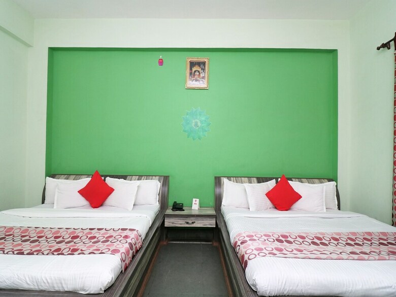Hotel Oyo 22644 Bhagat Palace