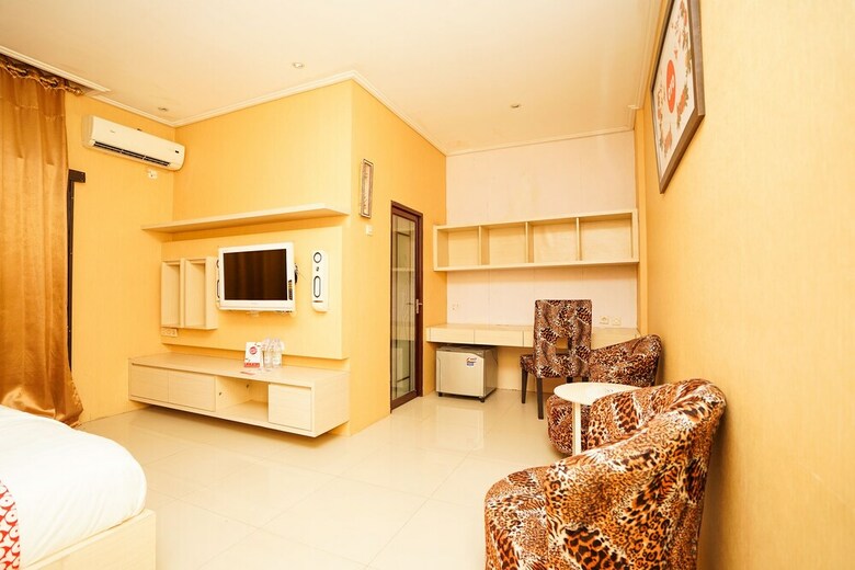 Hostal Oyo 511 Grace Residence