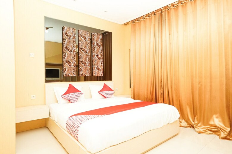 Hostal Oyo 511 Grace Residence