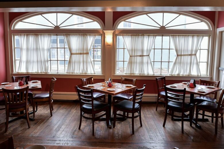 Posada The Chester Publick House Restaurant And Inn